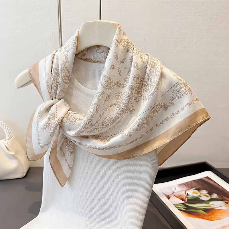 Vintage Beige Paisley-Druck Qu – Scarf Silk Square Bewertung und Preis